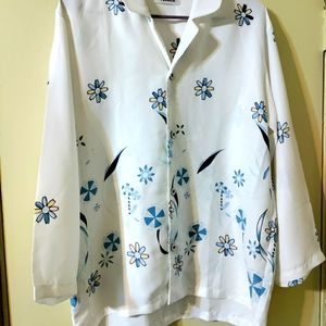 Venus White Blouse with Flowers, 1X